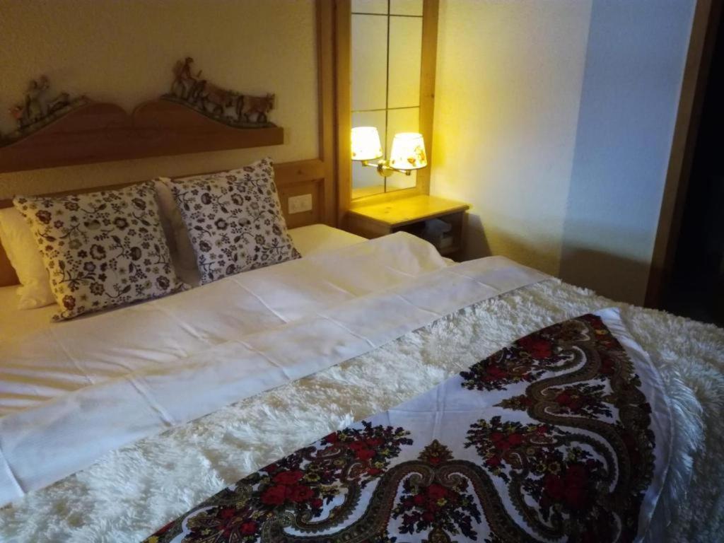 Touristen-Chalet لوكباد المظهر الخارجي الصورة