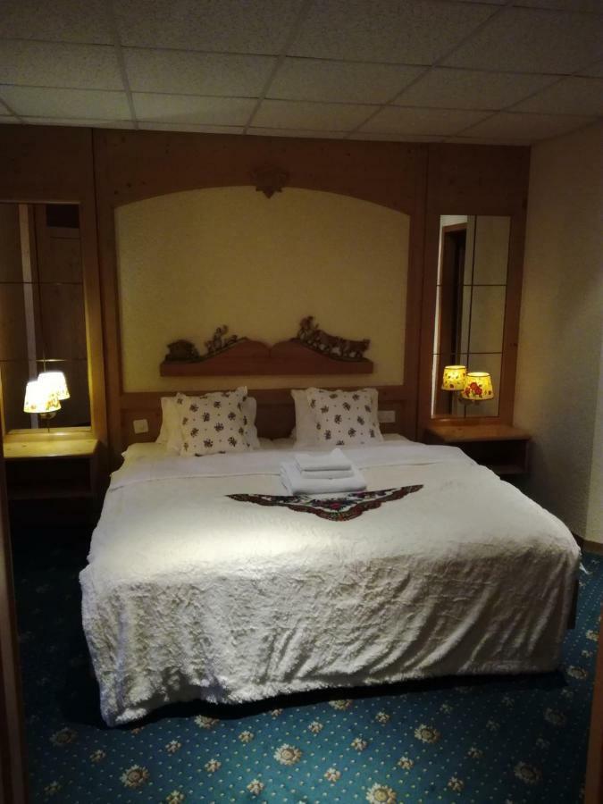 Touristen-Chalet لوكباد المظهر الخارجي الصورة